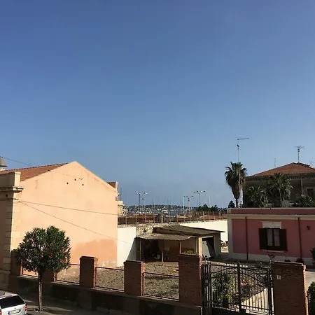 Alojamento de Acomodação e Pequeno-almoço Stella Marina Syracuse