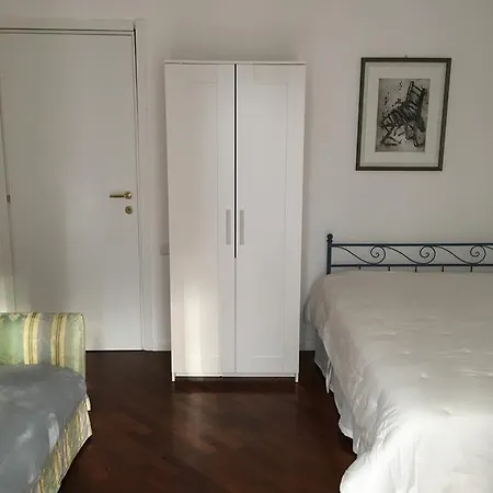 Alojamento de Acomodação e Pequeno-almoço Stella Marina